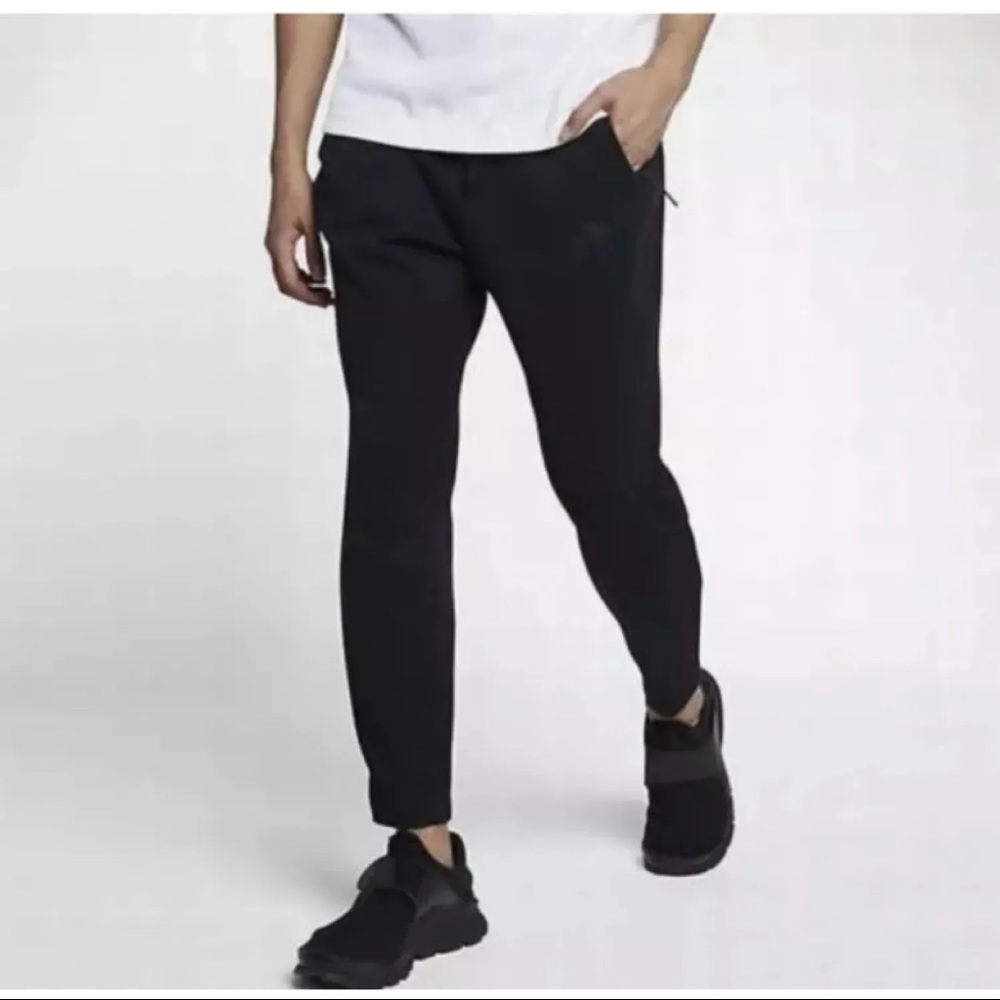 NIKE Tech Pack Fleece Pants 861679-010 Tapered Leg